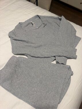 Alo Ribbed Grey Short Set